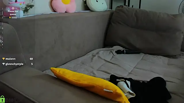 Lori_Bllossom webcam