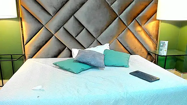 rache_roth - Rache_Roth's free webcam - UK Sex Cams