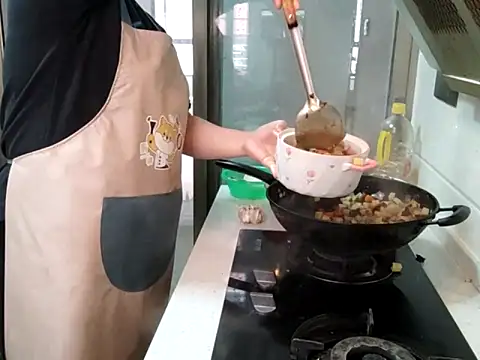 AngelwithEcup webcam