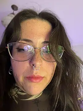 Mizztikaa live sex cam