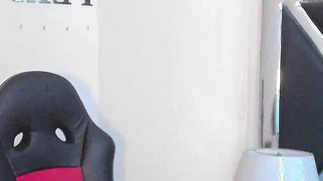 KylieMonnett live sex cam