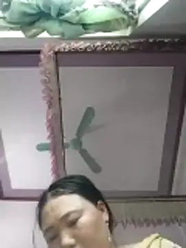 kimngan12 - Kimngan12's free webcam - UK Sex Cams