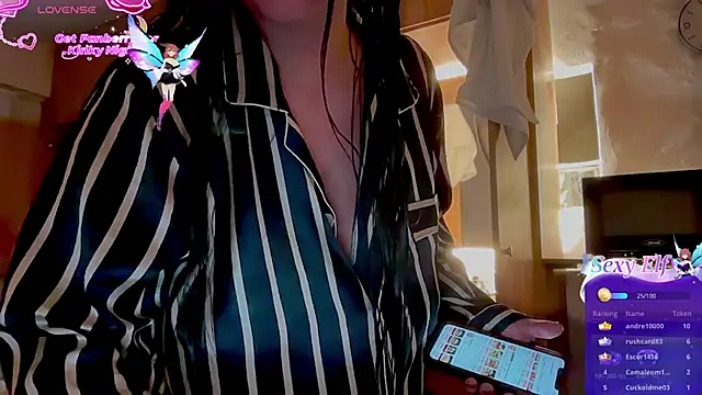 MarcellaGriffin webcam