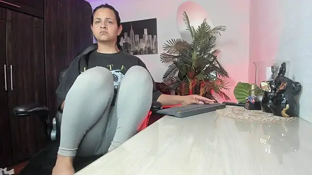 Amaia_Bushida webcam