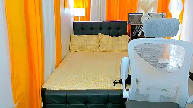 hotjessieempress webcam