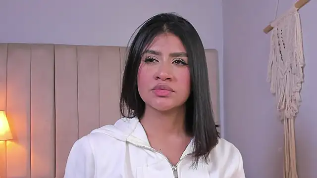 Elise_Diamond webcam