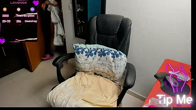 peanut_tangerine webcam