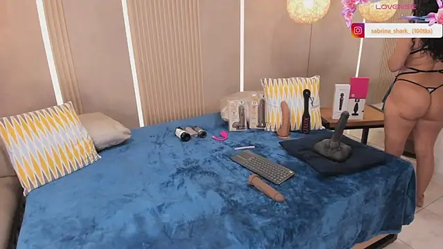 sabrina_shark_ webcam