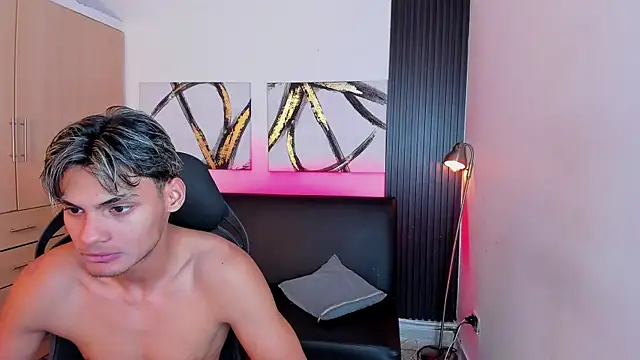 Seductive_BoysW webcam