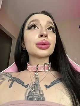 Molly__Moon webcam