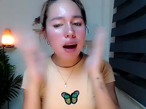 UrFantacy_kim webcam