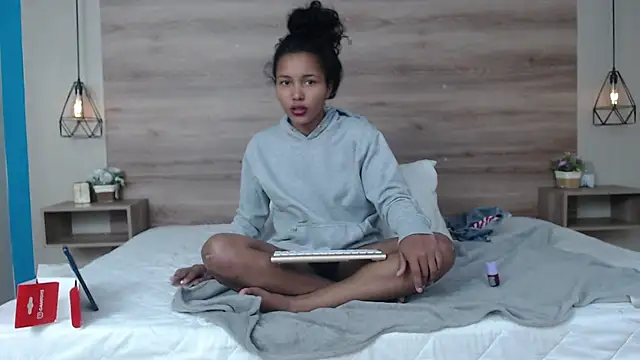 Lili_Lavander webcam