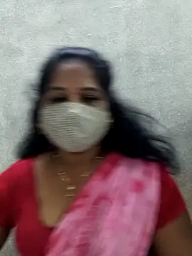 MaaliiiPonuTamil webcam