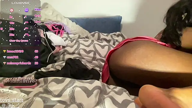 bloggirllaurel webcam