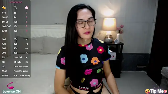 AsianSweetHeartxX webcam