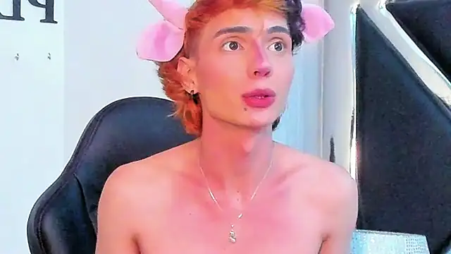 kyliemonnett (T young) - Suck the dildo💜