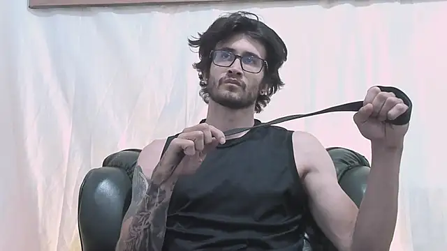 Loggan_donnelly webcam