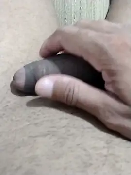 lolayleo - Lolayleo's free webcam - UK Sex Cams