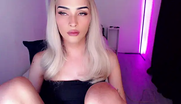 alicegreenexx - Alicegreenexx's free webcam - UK Sex Cams