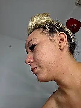 alaia_princess webcam