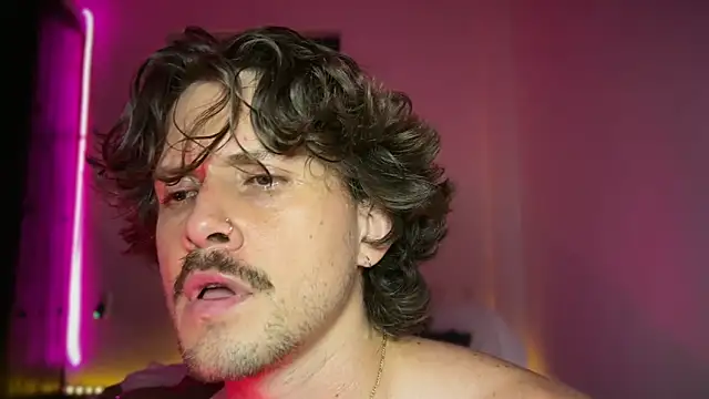 mcklister_kinky_feets webcam