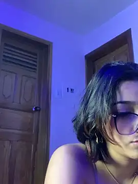 LilithMonette webcam