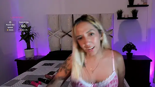 Amanda_klaire webcam