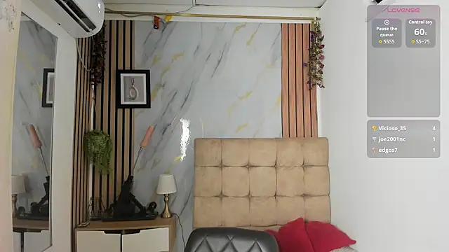 Vanessa_Jenner webcam