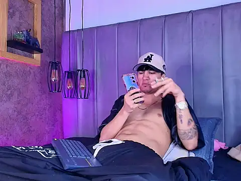 The_BossCrown webcam