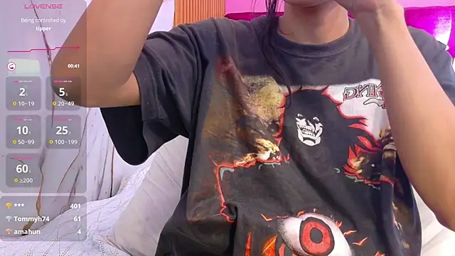 yourcuteneighbourr webcam