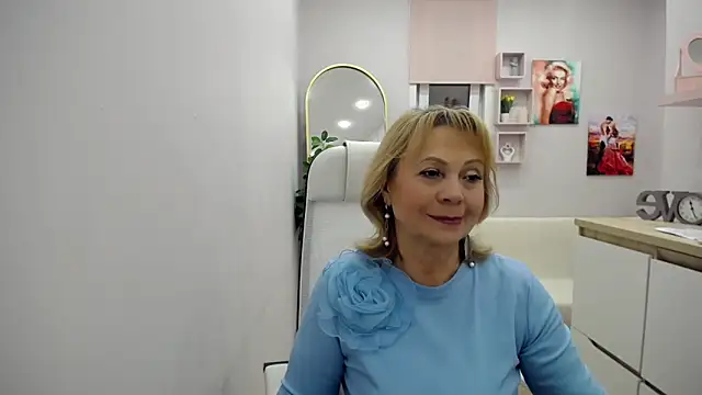 Milla_Cutie18 webcam