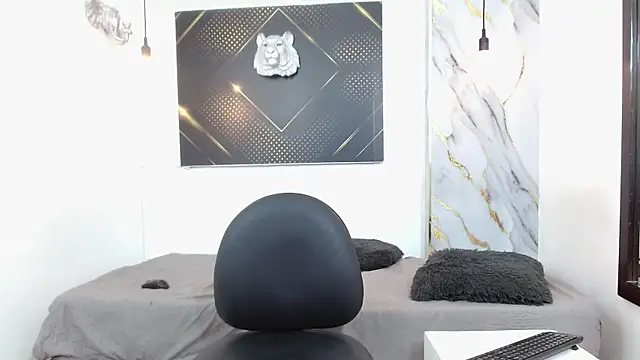 KingOfTemptation webcam