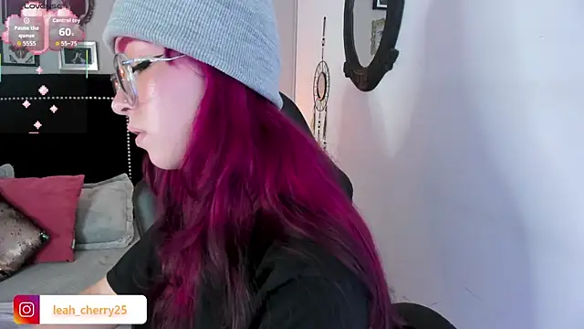 Leah_cherry webcam