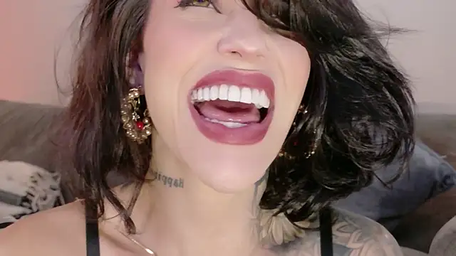 Hannah_Borbon webcam