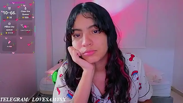 Lovelyamyy webcam