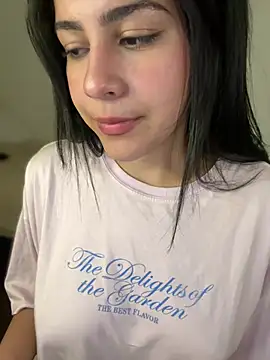 CuteKira7 webcam