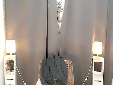 Naughtyxhuntress webcam