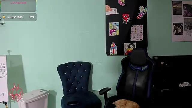 TYLERhHOT2005 webcam