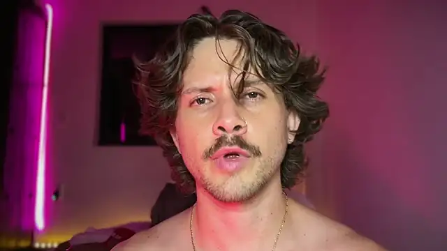 mcklister_kinky_feets webcam