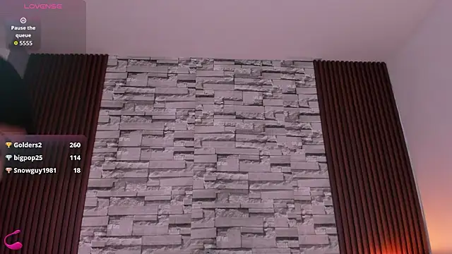 sophia_deluxe18 webcam