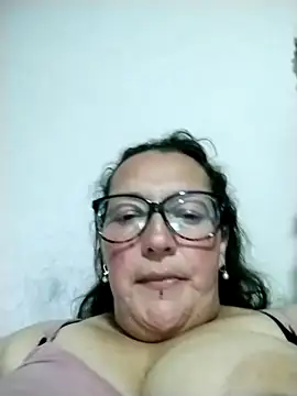 Webcam Model (_Saraqueen) is live