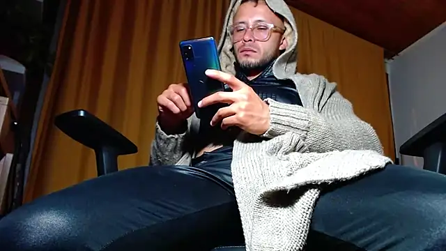 sebastian_horny webcam