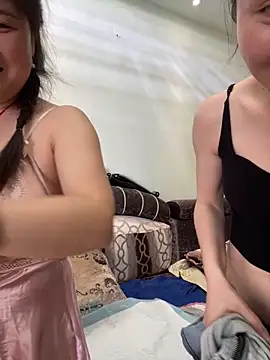 美女tianwei2567在线直播