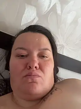 SunnyLeila2101 webcam