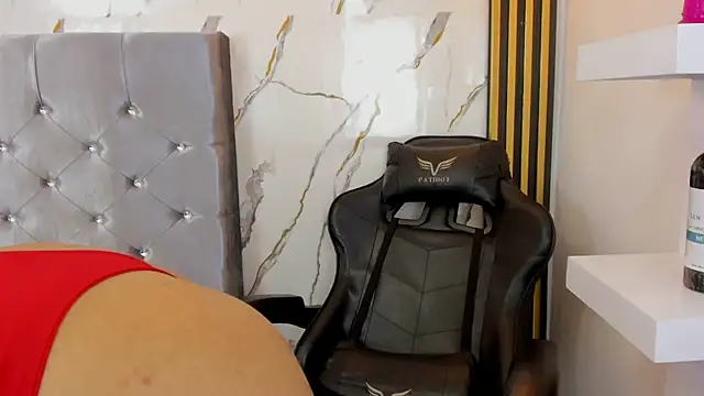 vanessa_saquirt webcam