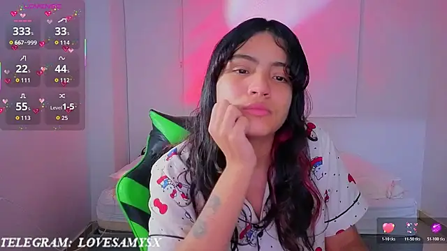 Lovelyamyy webcam