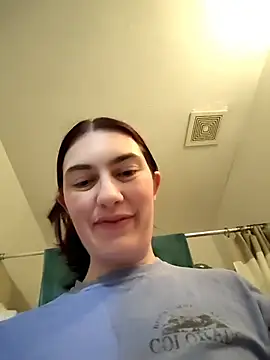 laylalucis - LaylaLucis's free webcam - UK Sex Cams