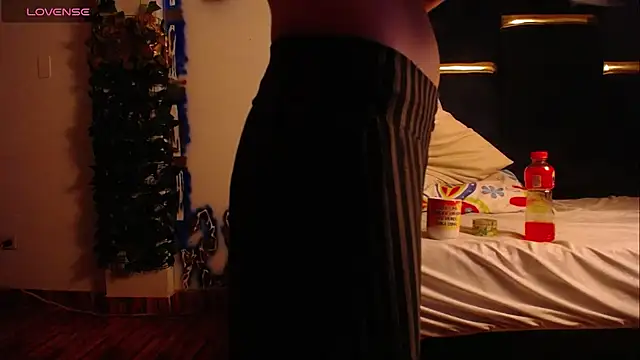 fulfill_fantasies1 - Fulfill_fantasies1's free webcam - UK Sex Cams