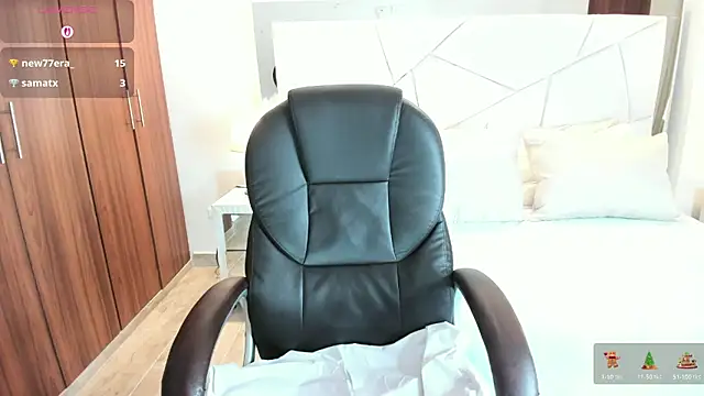 Natasha_Kiim_ webcam