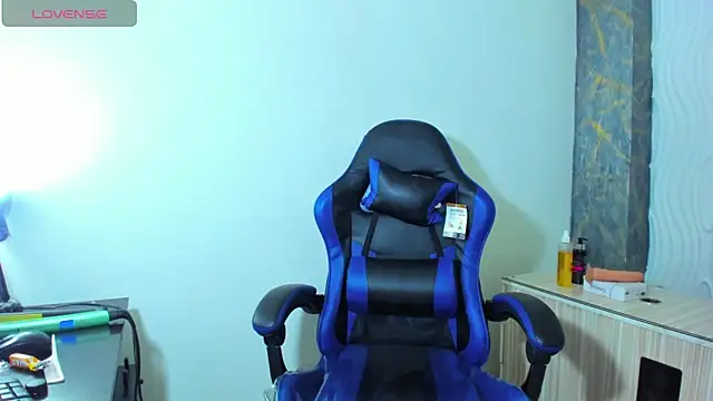 honeyluxe_ - Honeyluxe_'s free webcam - UK Sex Cams